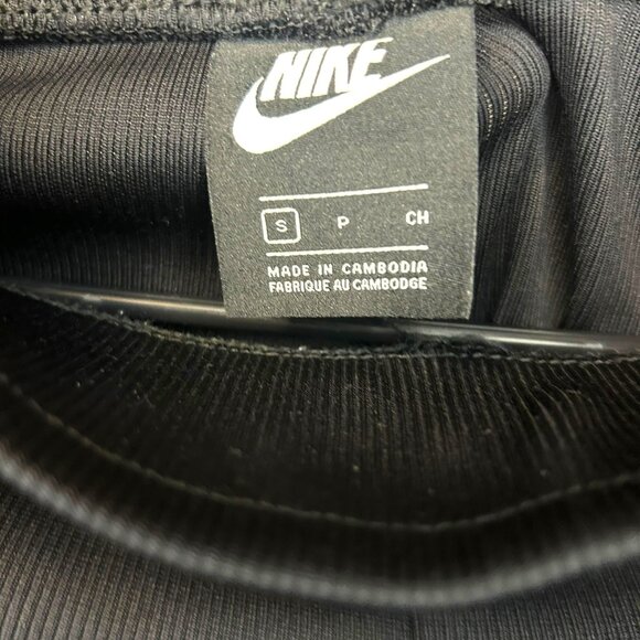 Nike Women's Wide Leg Ribbed Dri Fit Stretch Cropped Pant Size Small Activewear - Picture 7 of 7